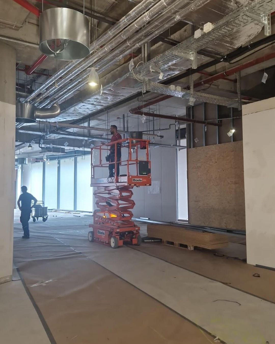 Kondensatleitung im C&A der Erlangen Arcaden